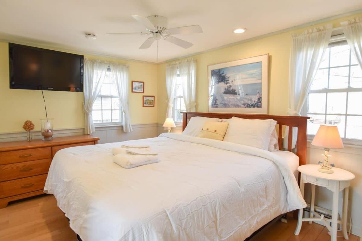 Walk 3 Mins To Private Assoc Beach Yarmouth Port Exterior foto