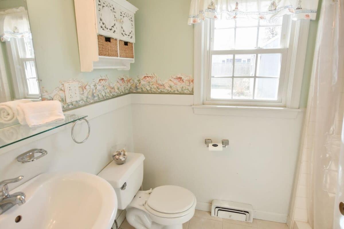 Walk 3 Mins To Private Assoc Beach Yarmouth Port Exterior foto